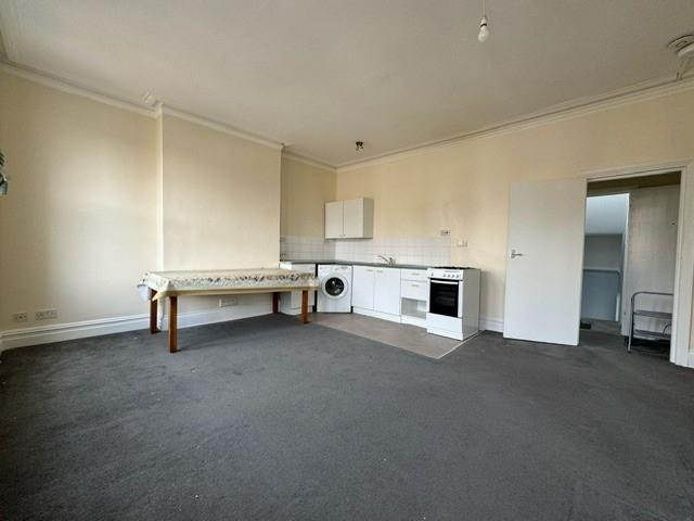 Flat for rent in London Borough of Lewisham, Greater London