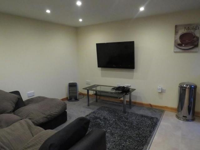 Apartment for rent in Pennycomequick, Mount Wise