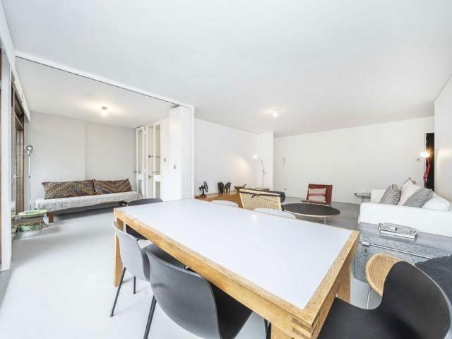 Apartment for rent in Lyons, Greater London
