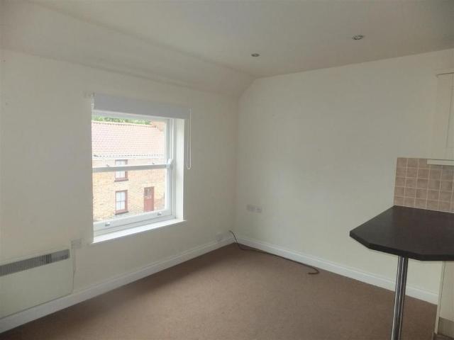 Apartment for rent in Waltham