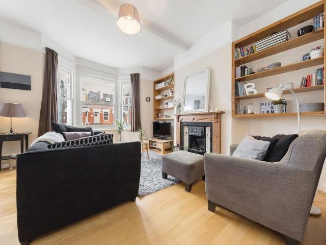 Apartment for rent in London Borough of Wandsworth, Greater London