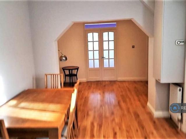 Apartment for rent in Greater London