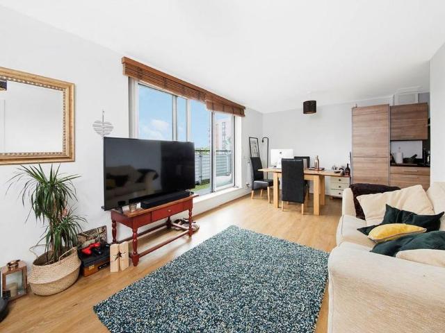 Apartment for rent in East Greenwich, Greater London
