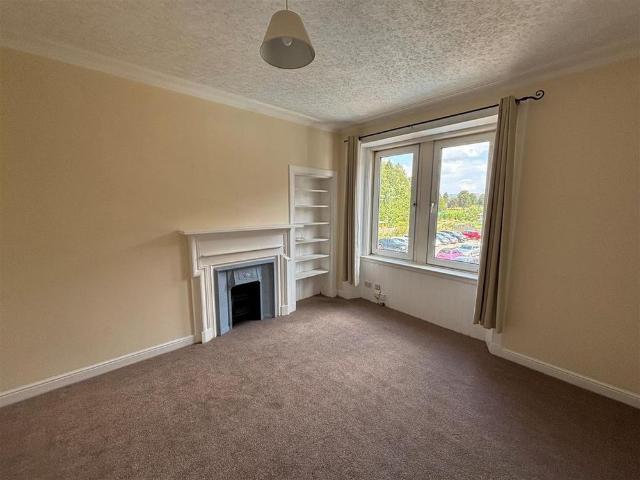 Apartment for rent in Viewlands, Moneydie