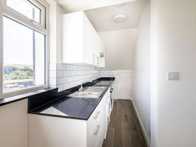 Apartment for rent in Reffles Bridge, Reigate and Banstead