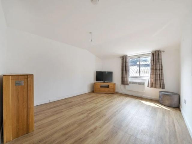 Apartment for rent in Collingbourne Ducis, Wiltshire