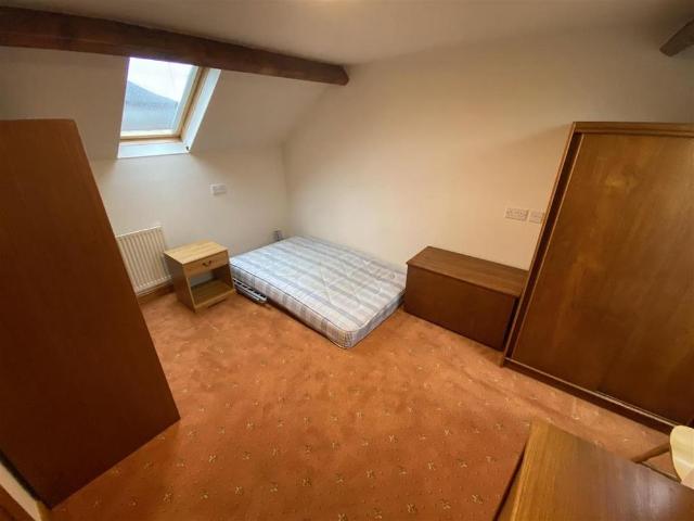 Apartment for rent in Beamhurst, Staffordshire