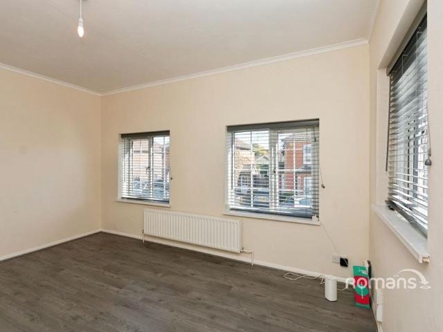 Apartment for rent in Shawfield, Guildford