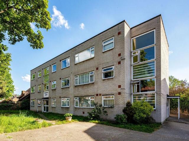Flat for rent in Kidbrooke, Greater London