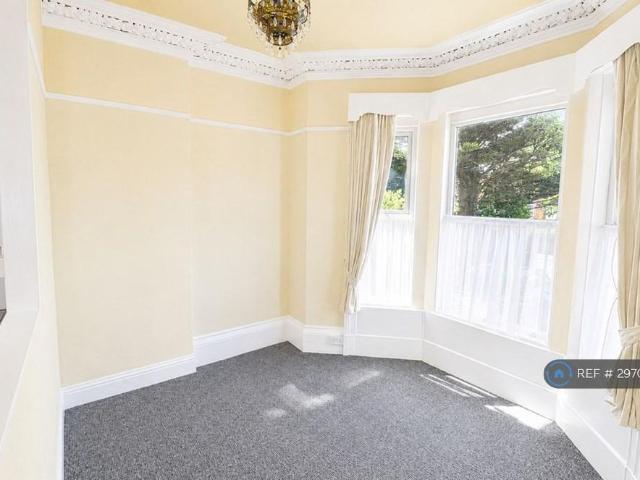 Apartment for rent in Meols Cop, Southport