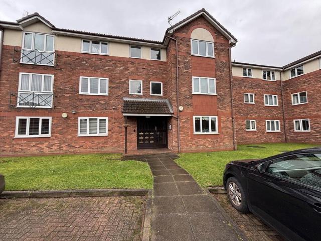 Flat for rent in Kirkhams, Bury