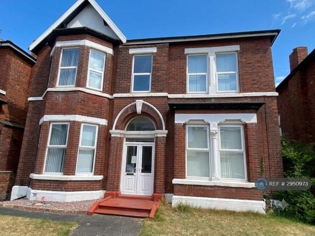 Flat for rent in Meols Cop, Southport