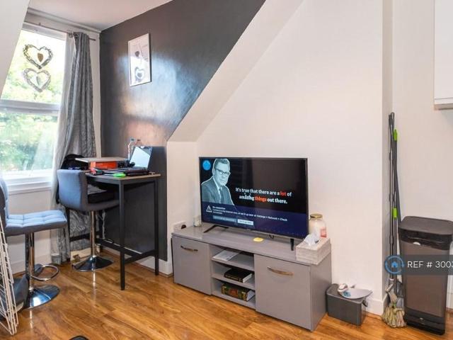 Apartment for rent in London Borough of Croydon, Greater London