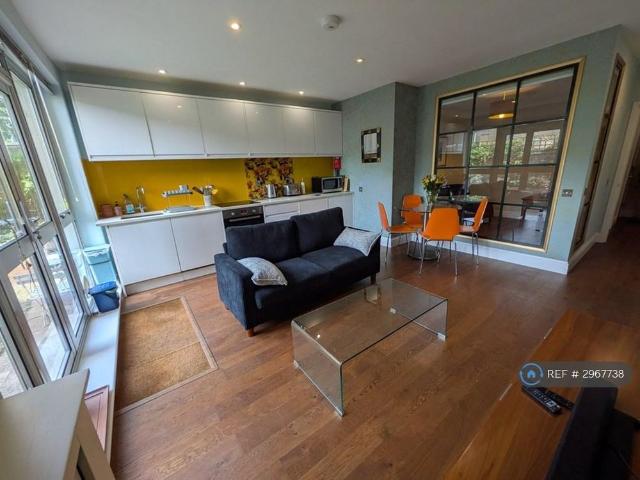 Apartment for rent in West Hackney, Greater London