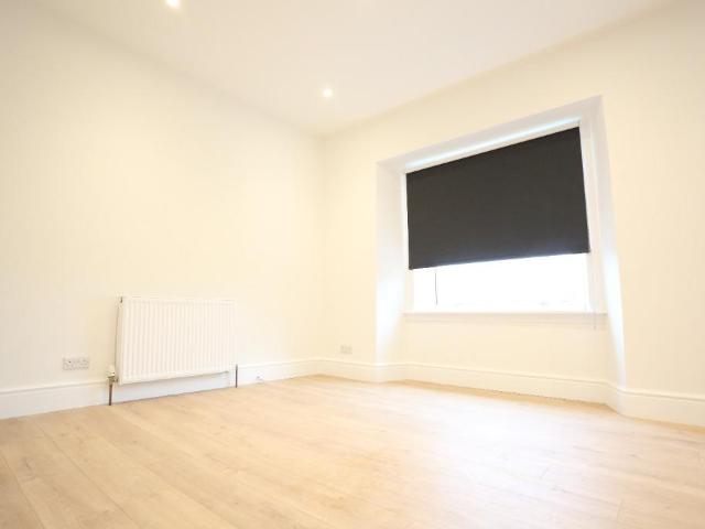 Flat for rent in Colinton, Scotland