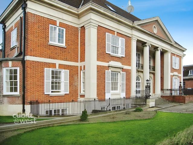 Apartment for rent in London Borough of Croydon, Purley