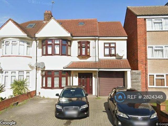 Flat for rent in Clayhall, Isle Of Man