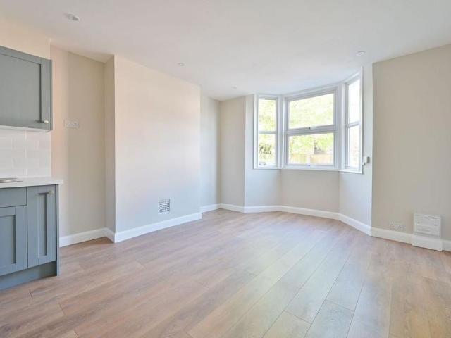 Apartment for rent in North Watford, Hertfordshire