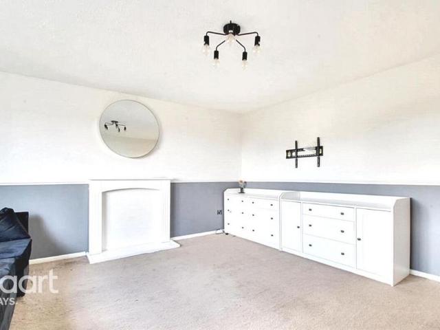 Apartment for rent in South Stifford, Grays