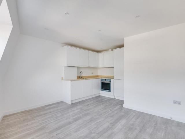 Flat for rent in West Hampstead, Isle Of Man
