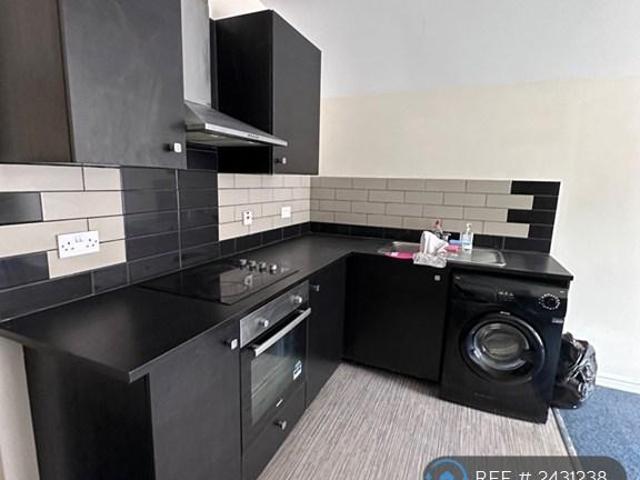 Flat for rent in Plasnewydd, Falcon Lodge