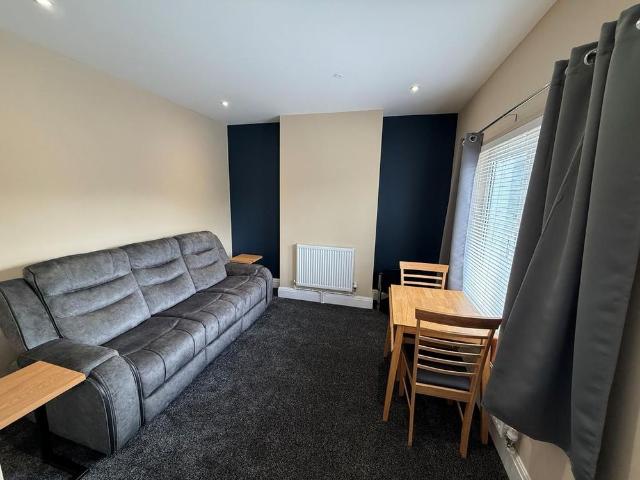 Apartment for rent in Mount Pleasant, Nangreaves