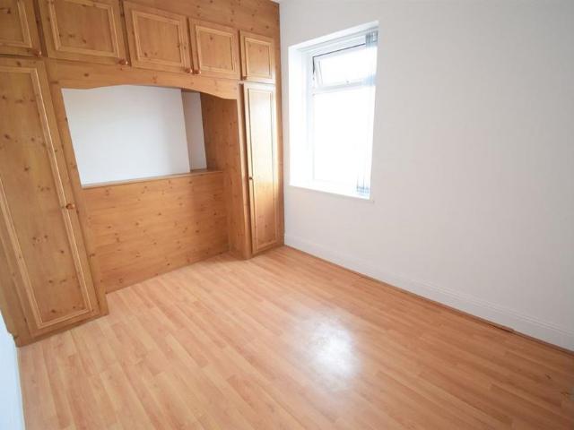 Apartment for rent in Pengam Green, Falcon Lodge