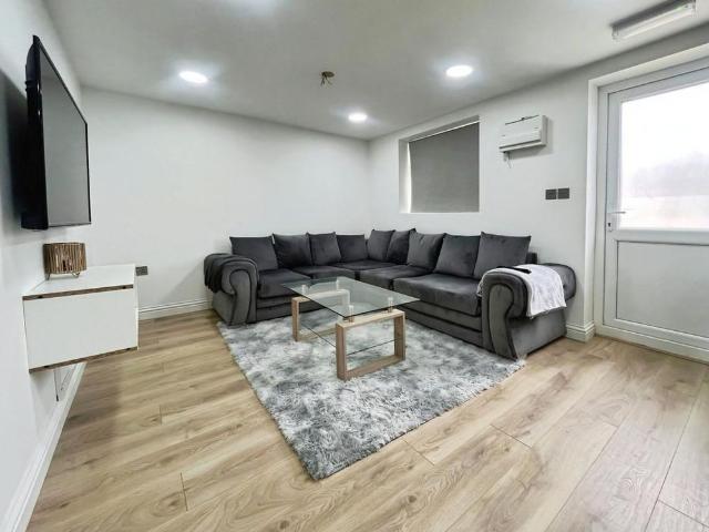 Apartment for rent in Greater London
