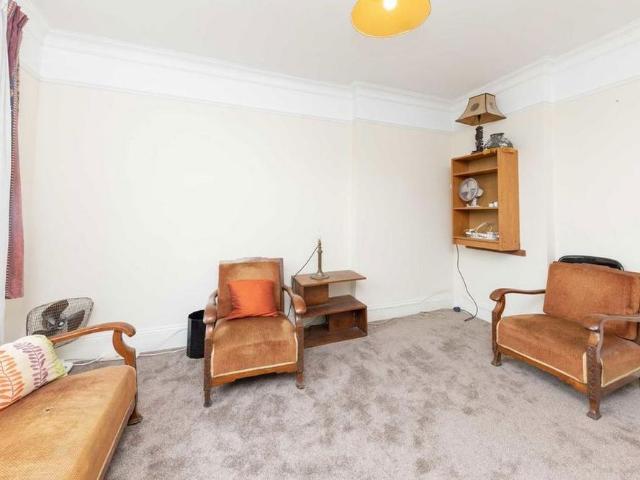 Apartment for rent in Grove Park, Greater London