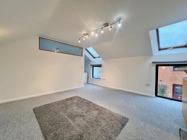 Apartment for rent in London Borough of Croydon, Greater London