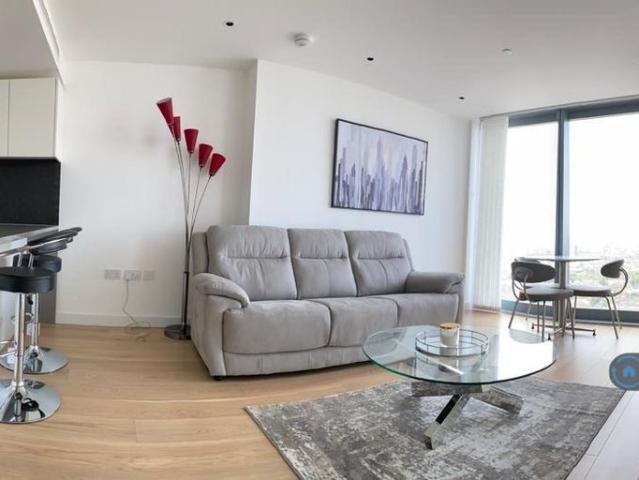 Apartment for rent in London Borough of Tower Hamlets, Greater London