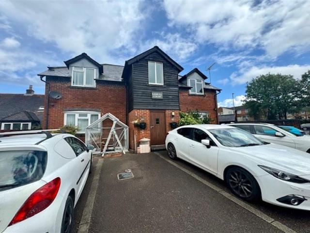 Flat for rent in Fair Oak and Horton Heath, Helford