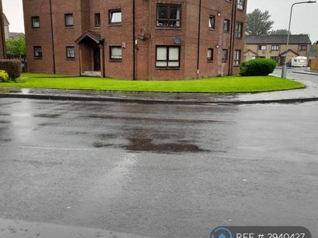 Flat for rent in Shortroods, Glenburn