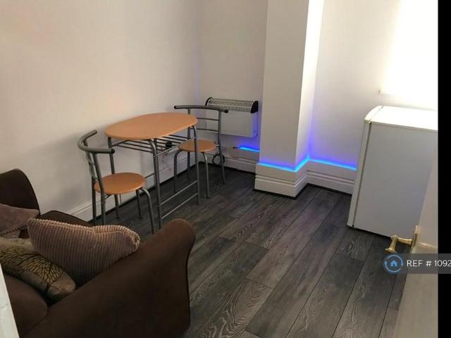 Apartment for rent in Bank Quay, Warrington