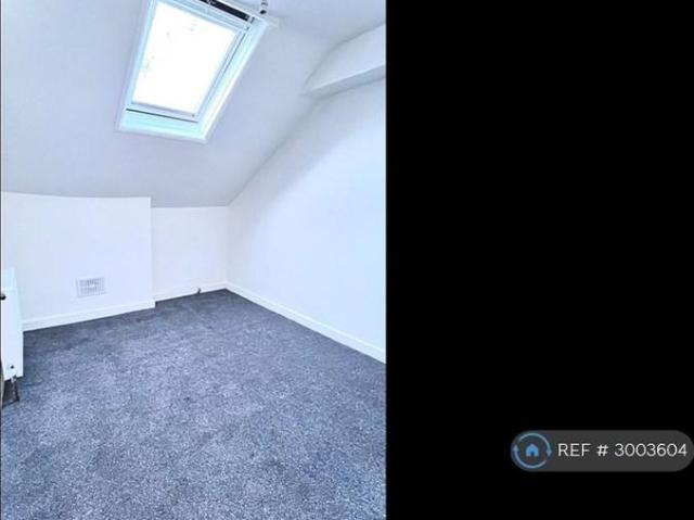 Apartment for rent in London Borough of Croydon, Waddon