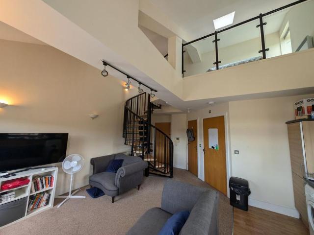 Apartment for rent in Dewsbury, Kirklees