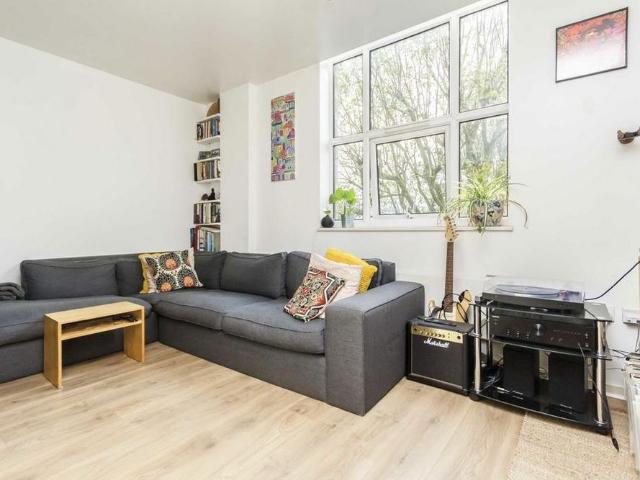 Apartment for rent in London Borough of Ealing, Greater London