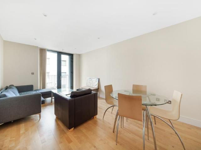 Flat for rent in Old Kent Road, Greater London