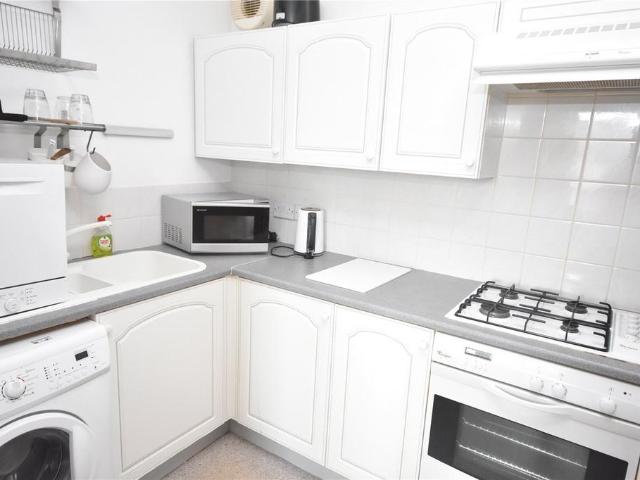 Flat for rent in Ashgrove, Ballindoch
