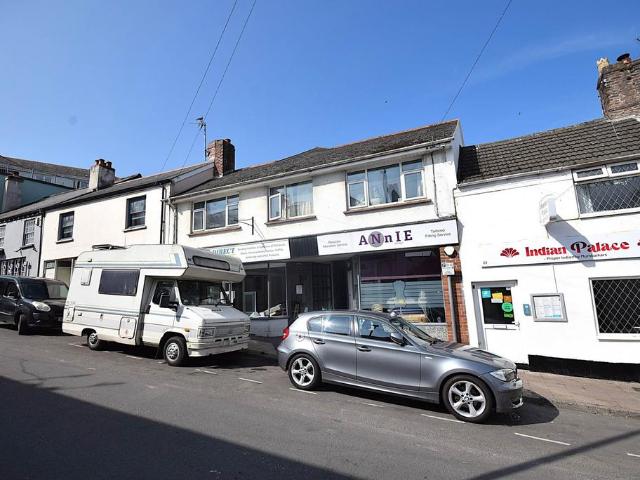 Flat for rent in Brandis Corner, Devon