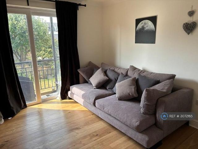 Apartment for rent in London Borough of Hounslow, Greater London