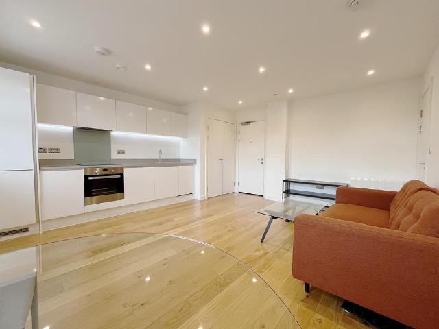 Flat for rent in Greater London