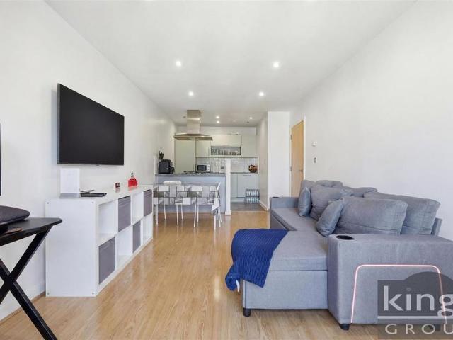 Apartment for rent in Broxbourne, Hertfordshire