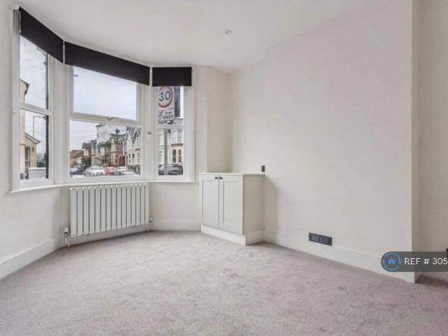Apartment for rent in North Watford, Watford