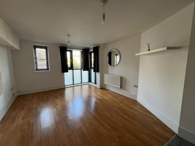 Apartment for rent in Grange Farm, Milton Keynes
