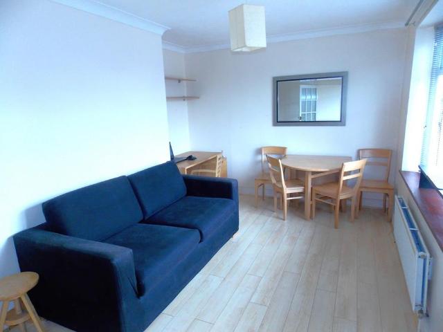 Apartment for rent in Becontree, Greater London
