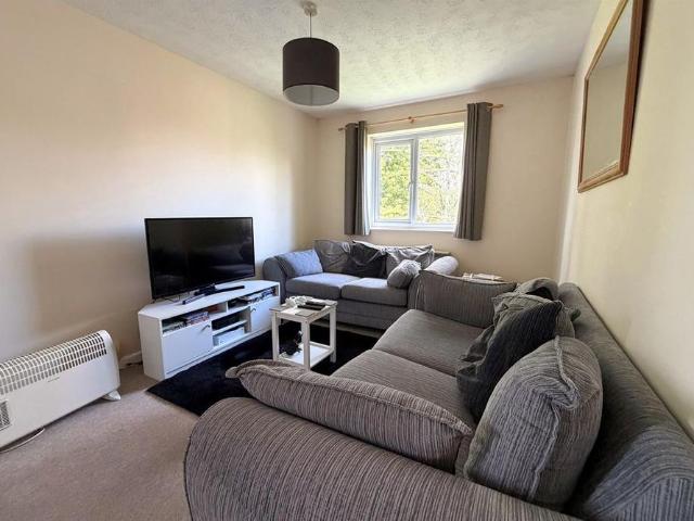 Apartment for rent in Eastleigh, Helford