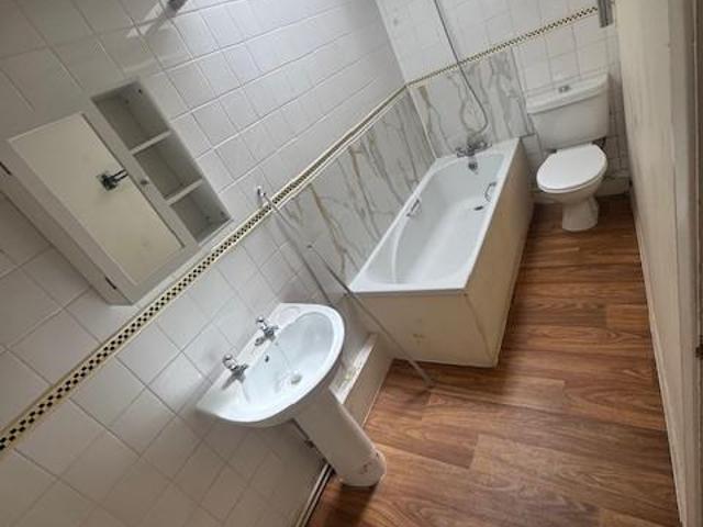 Flat for rent in Spring Park, Luton