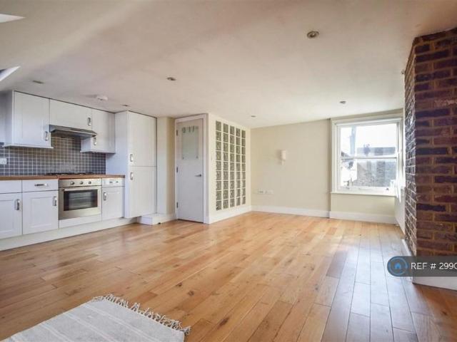 Apartment for rent in West Hackney, Upper Clapton