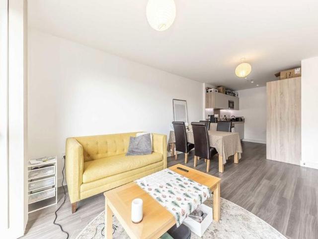 Apartment for rent in London Borough of Lewisham, Greater London
